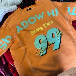 never worn Shadow Hill crew